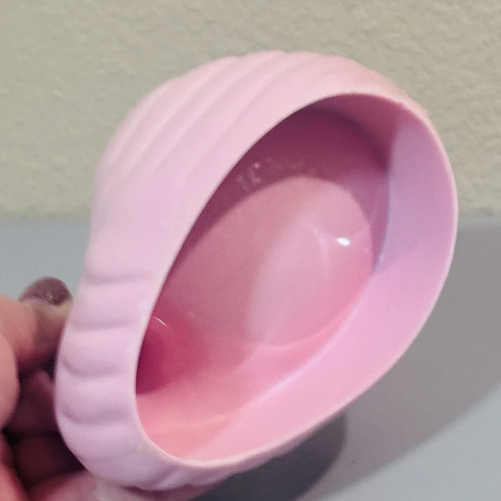 Soft Pink Swan Bath Soap Dish Holder Vintage 1994 Retro Solid Durable Plastic